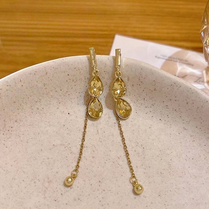 Elegant Gold Teardrop Crystal Drop Earrings