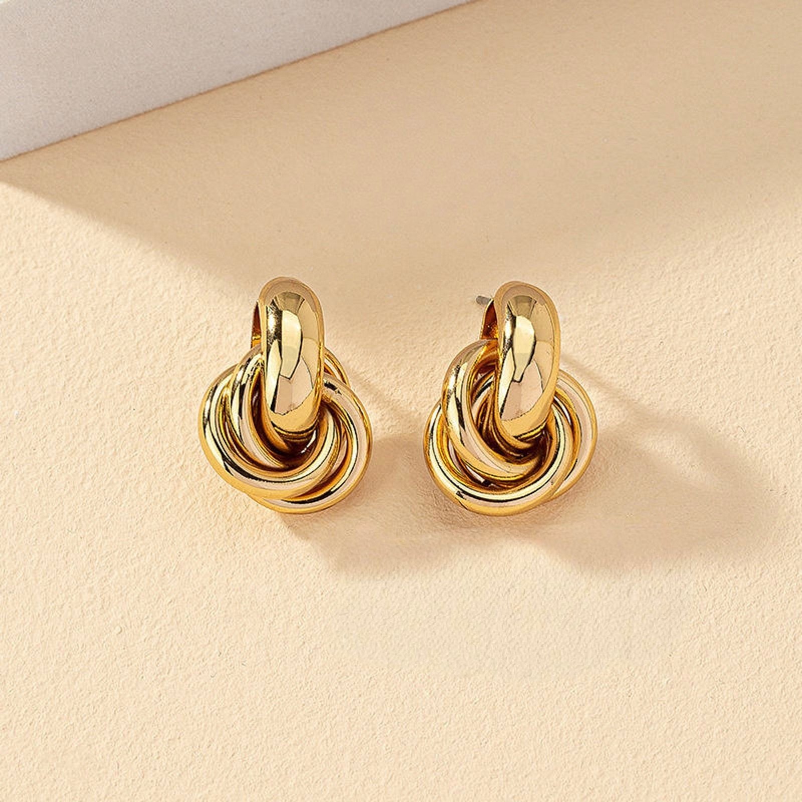Cross Classic Gold Earring
