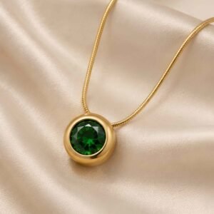Green Emerald Verdant Halo Pendant neckless